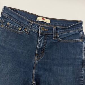 Levi's Women's‎ 512 Perfectly Slimming Straight Leg Jeans Dark Wash Size 30 X 30